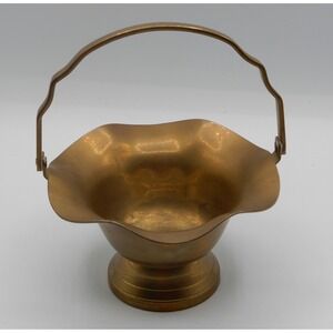Vintage Solid Brass Scalloped Pedestal Basket with Swing Handle Decorative‎ Bowl